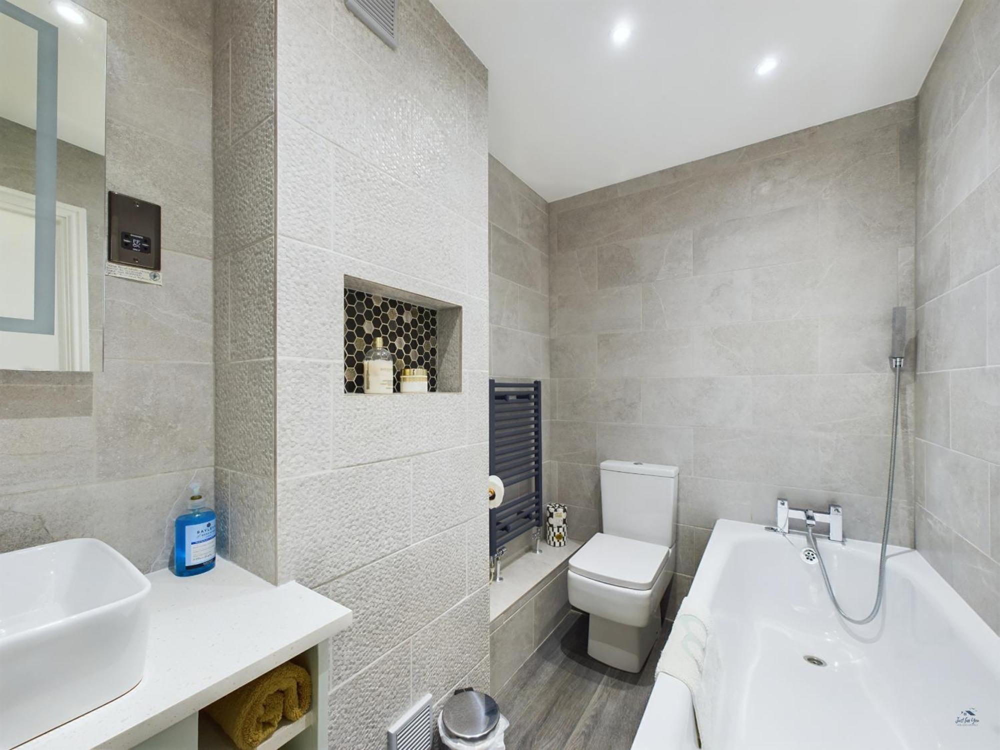 12A Solent Landing Direct Beach Access Bembridge Exterior photo